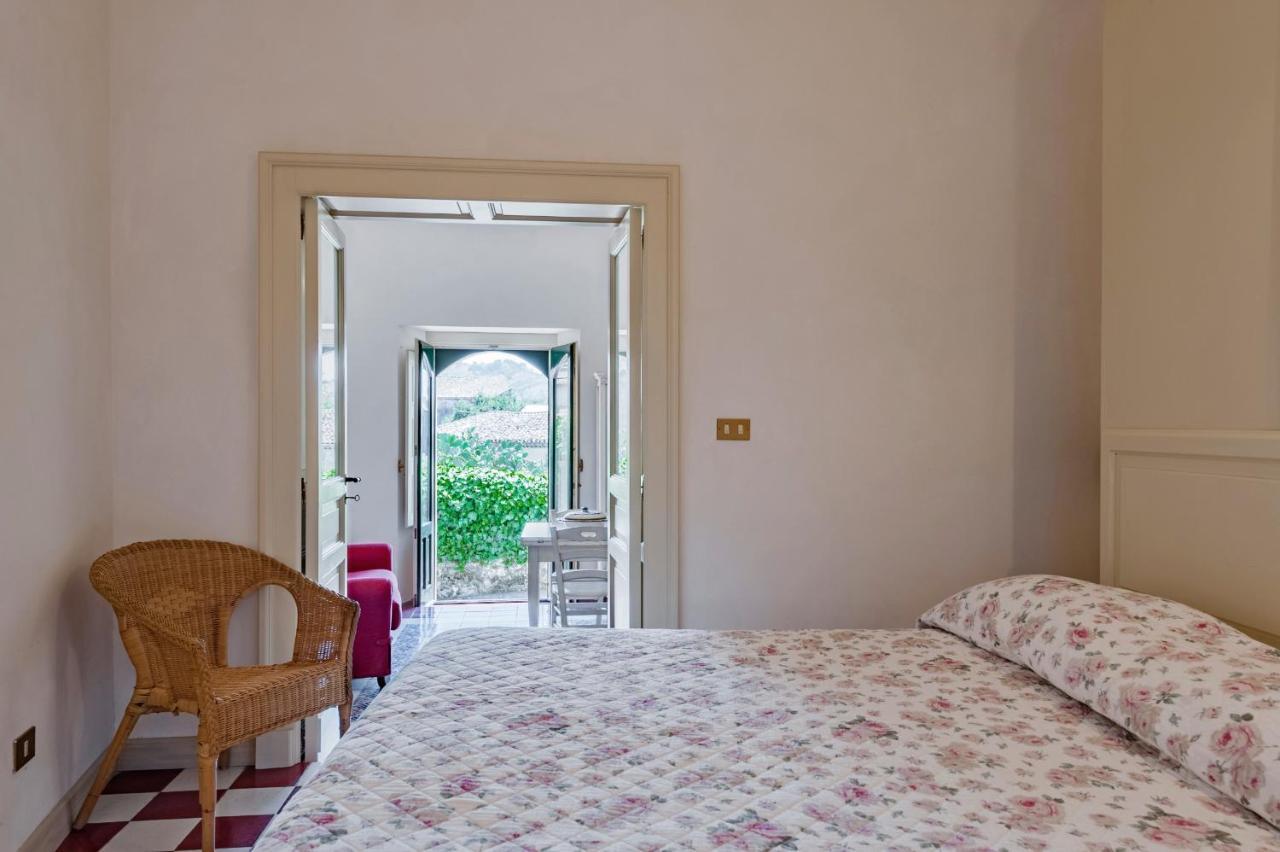 Gli Iris Apartments By Wonderful Italy لينغواغلوسا المظهر الخارجي الصورة